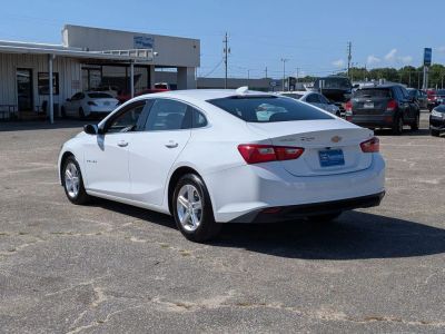 2023 Chevrolet Malibu - Photo 3