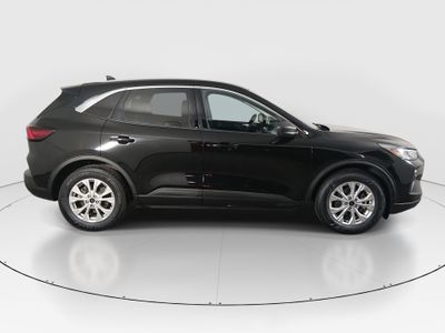 2024 Ford Escape — photo 8 view