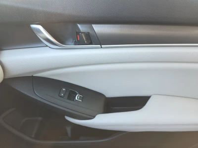 2019 Honda Accord Hybrid - Photo 21