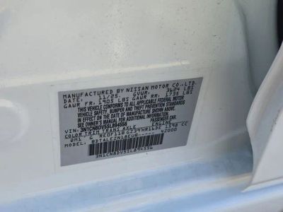 2025 Nissan Versa — photo 34 view