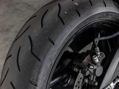 2022 Suzuki GSX-R600 - Photo 10