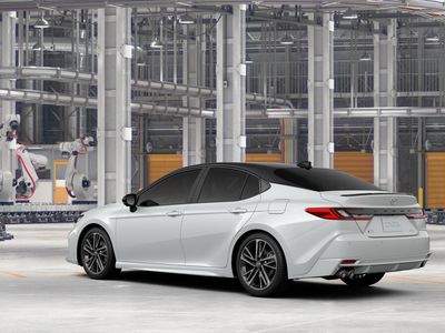 2026 Toyota Camry - Photo 6