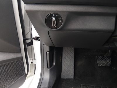 2024 Volkswagen Jetta — photo 13 view