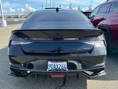 2023 Hyundai Elantra — detail view