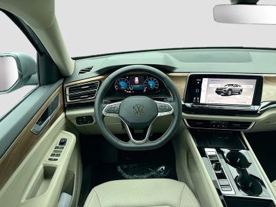 2026 Volkswagen Atlas — photo 18 view