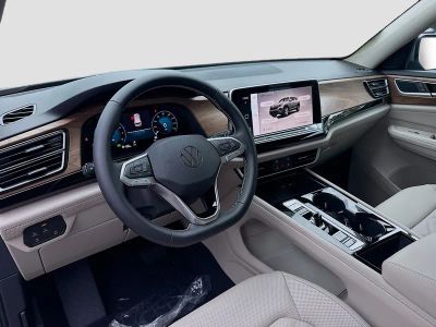 2026 Volkswagen Atlas — photo 9 view