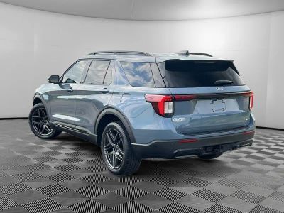 2025 Ford Explorer — side profile view