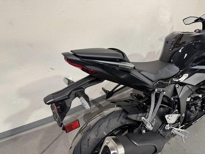 2026 Kawasaki Ninja ZX-6R - Photo 9