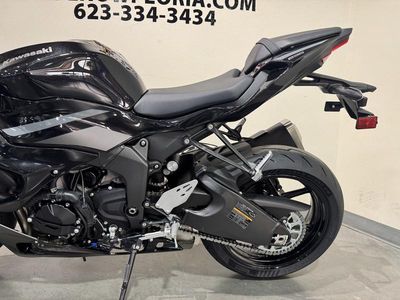 2026 Kawasaki Ninja ZX-6R - Photo 17