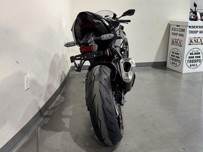 2026 Kawasaki Ninja ZX-6R - Photo 8