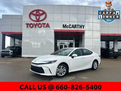 2025 Toyota Camry - Photo 1