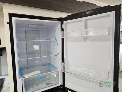 2025 Venture RV Stratus — photo 26 view