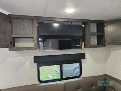 2025 Venture RV Stratus — photo 38 view