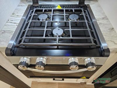 2025 Venture RV Stratus — photo 20 view