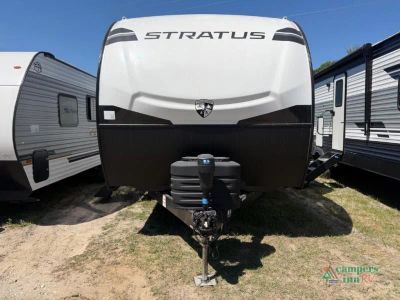2025 Venture RV Stratus — rear three-quarter view