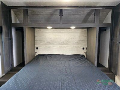 2025 Venture RV Stratus — photo 44 view