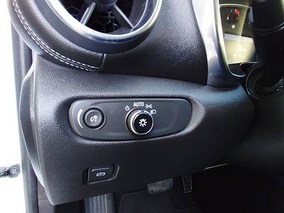 2025 Chevrolet Blazer - Photo 21