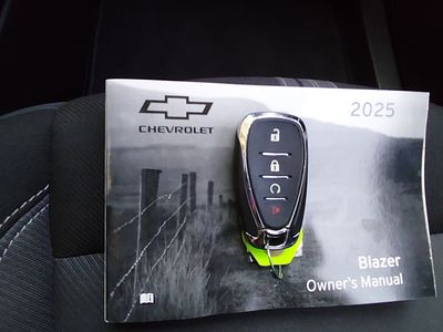 2025 Chevrolet Blazer - Photo 19
