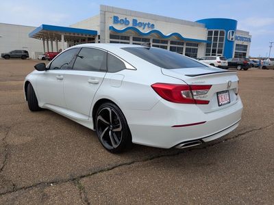 2022 Honda Accord - Photo 3