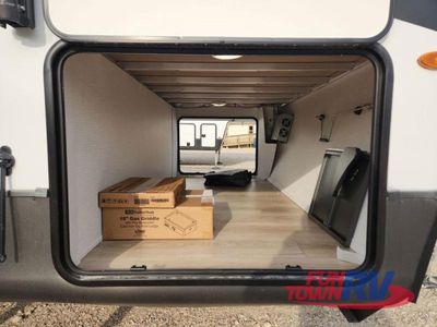 2025 Forest River RV Rockwood Ultra Lite - Photo 12
