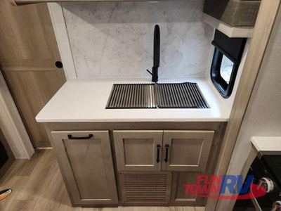 2025 Forest River RV Rockwood Ultra Lite - Photo 27