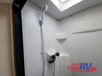 2025 Forest River RV Rockwood Ultra Lite - Photo 54