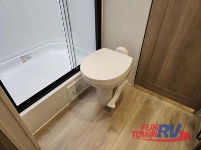 2025 Forest River RV Rockwood Ultra Lite - Photo 52