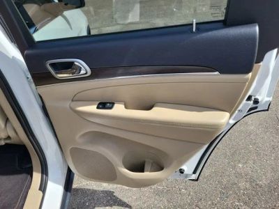 2018 Jeep Grand Cherokee — photo 35 view