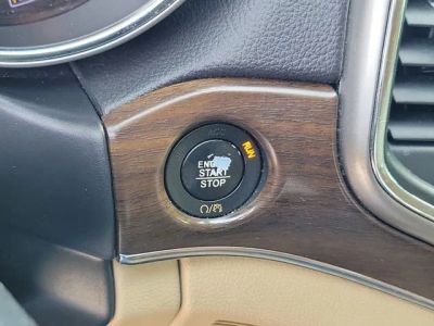 2018 Jeep Grand Cherokee — photo 27 view