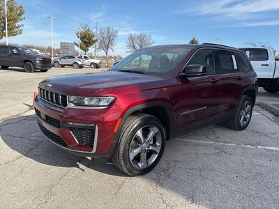 2026 Jeep Grand Cherokee - Photo 13