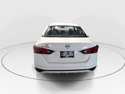 2025 Nissan Altima - Photo 6