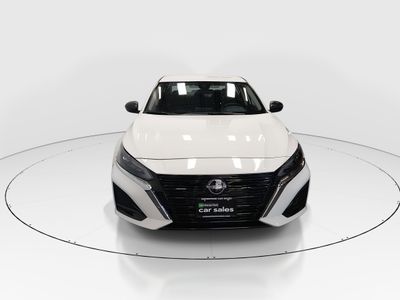 2025 Nissan Altima - Photo 2