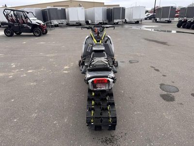 2022 Polaris 850 PRO RMK Matryx Slash 165 2.75" — interior view