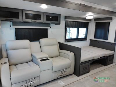 2025 Forest River Rockwood Ultra Lite — photo 21 view
