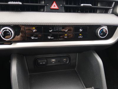 2025 Kia Sportage - Photo 21