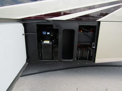 2026 Fleetwood DISCOVERY LXE - Photo 38