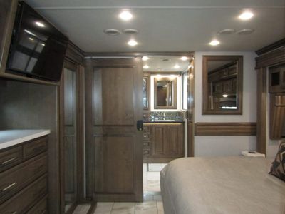 2026 Fleetwood DISCOVERY LXE - Photo 19