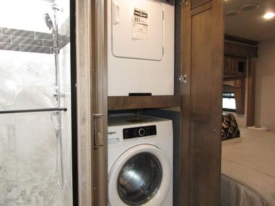 2026 Fleetwood DISCOVERY LXE - Photo 23