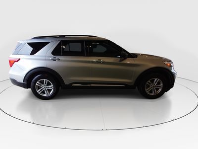 2023 Ford Explorer - Photo 8