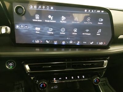 2024 Chevrolet Traverse - Photo 13