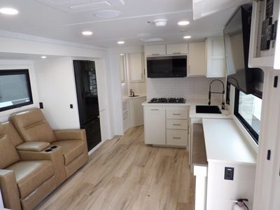 2026 Brinkley RV Model I - Photo 7