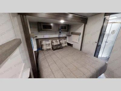 2021 Forest River RV Rockwood Signature Ultra Lite - Photo 5