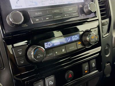 2020 Nissan Titan — photo 16 view