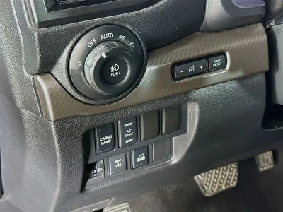2020 Nissan Titan — photo 8 view