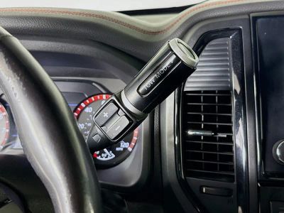2020 Nissan Titan — photo 17 view