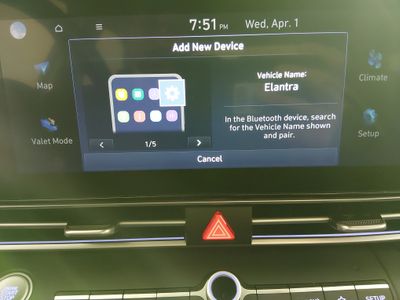 2024 Hyundai Elantra — photo 19 view