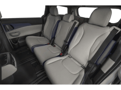 2026 Kia Carnival — photo 12 view
