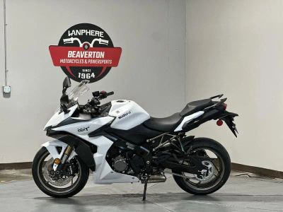 2026 Suzuki GSX-S1000GT+ - Photo 9