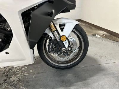 2026 Suzuki GSX-S1000GT+ - Photo 16