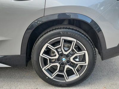2026 BMW X1 — photo 9 view